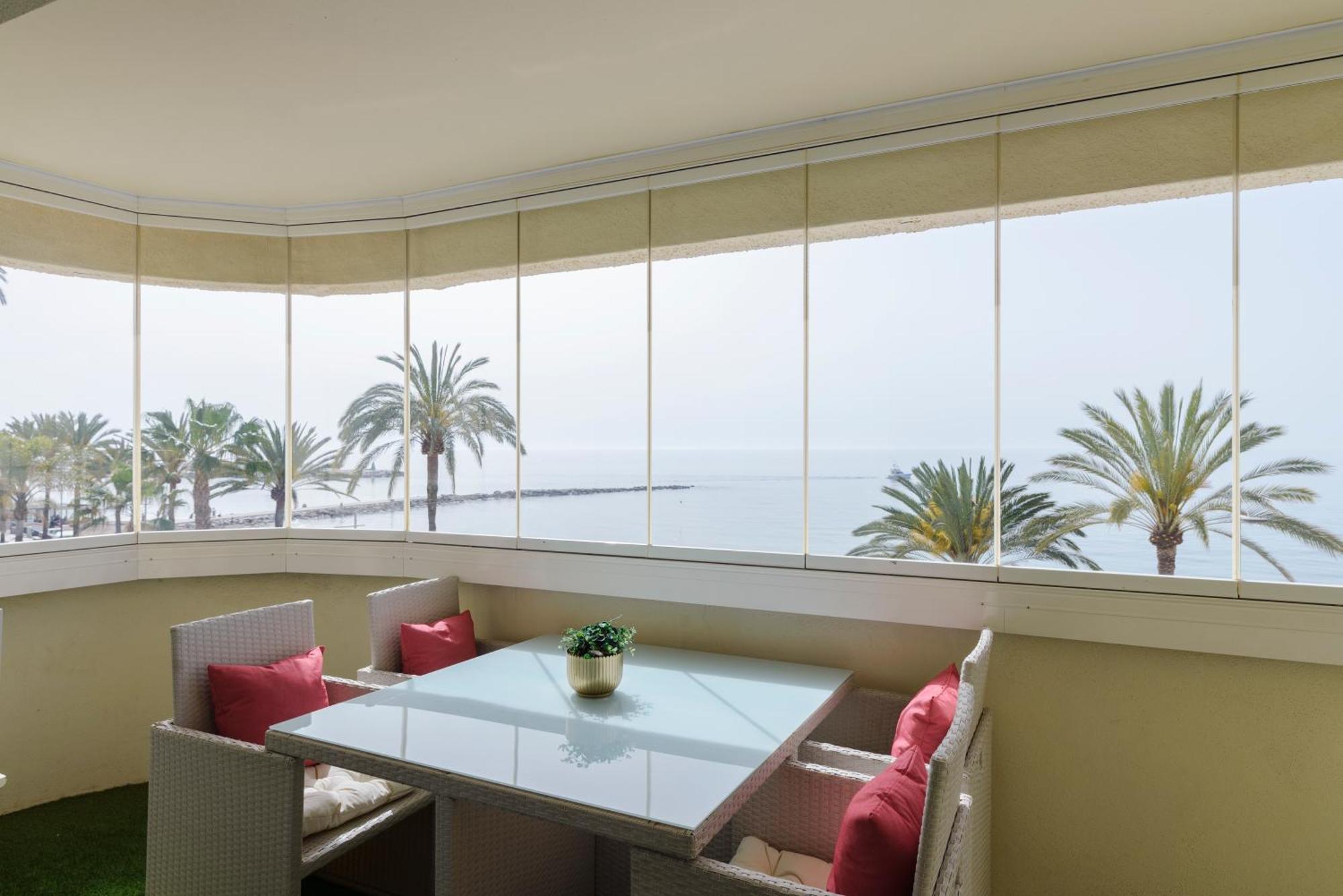 Sea Front Apartment In Marbella Center 외부 사진