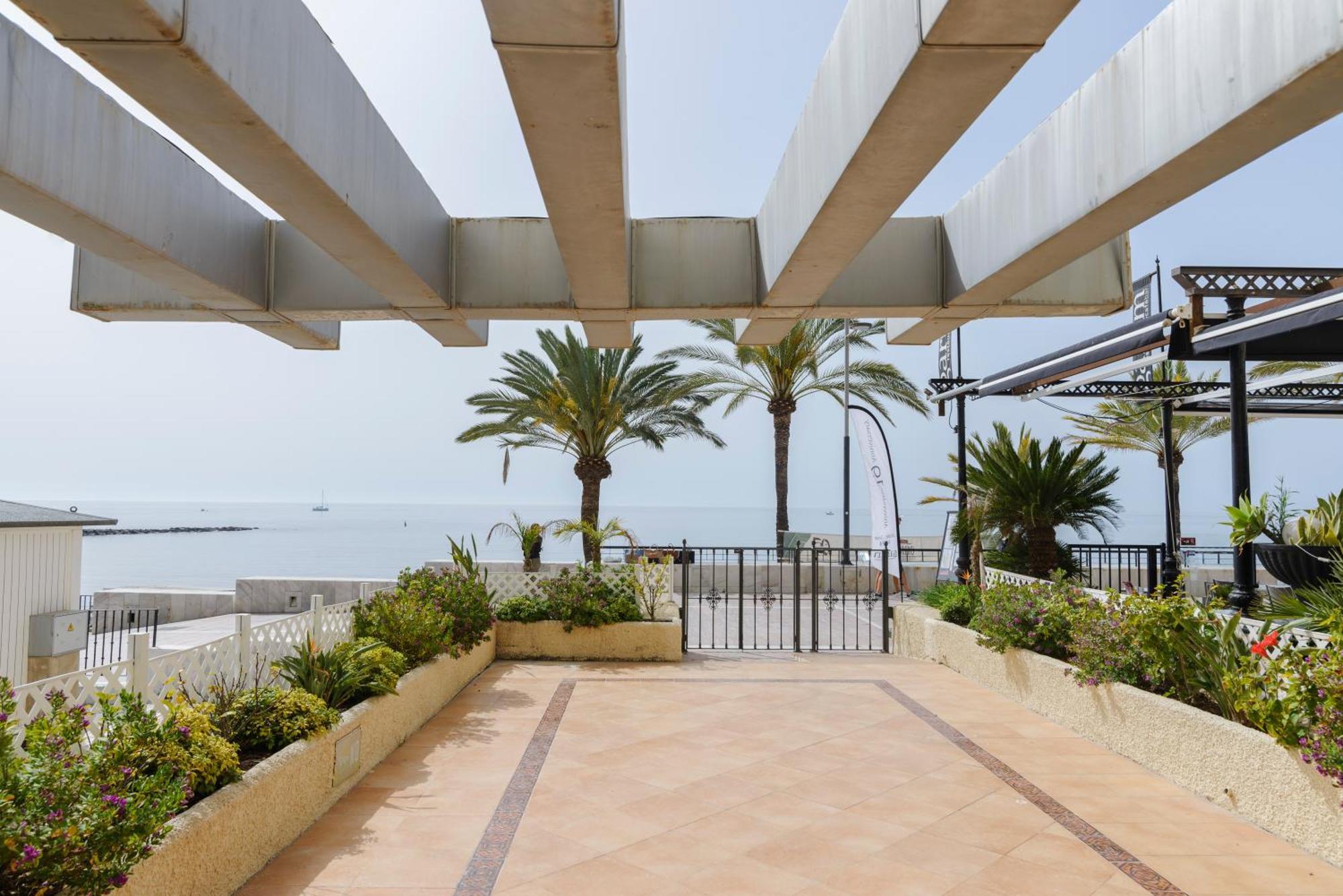 Sea Front Apartment In Marbella Center 외부 사진